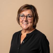 Headshot of Deb